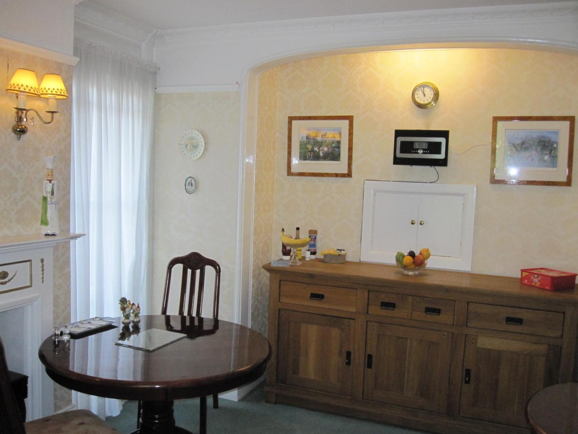لِندهورْسٍتْ Clayhill House Bed & Breakfast المظهر الخارجي الصورة